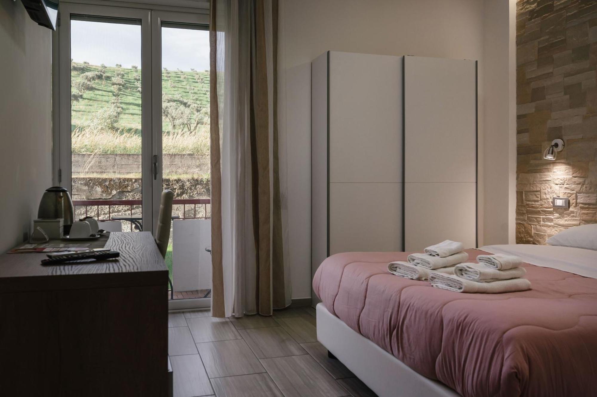 Zaro Suites B&B Catanzaro Buitenkant foto